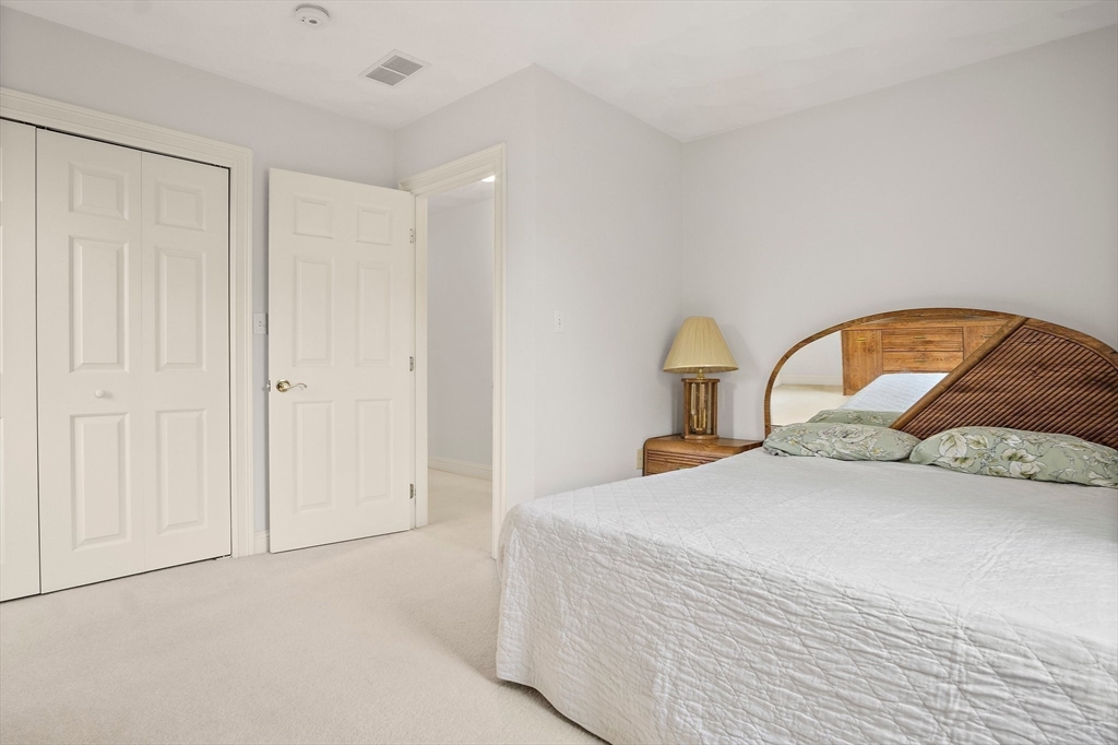 8 Old Farm Road Woburn, MA 01801 - Photo 25 of 38 Gallery Image 25