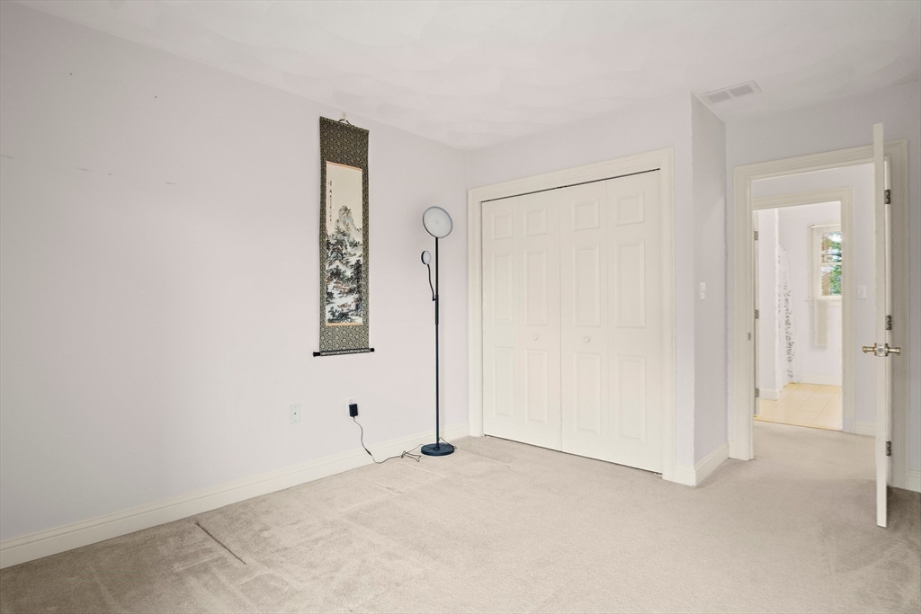 8 Old Farm Road Woburn, MA 01801 - Photo 28 of 38 Gallery Image 28