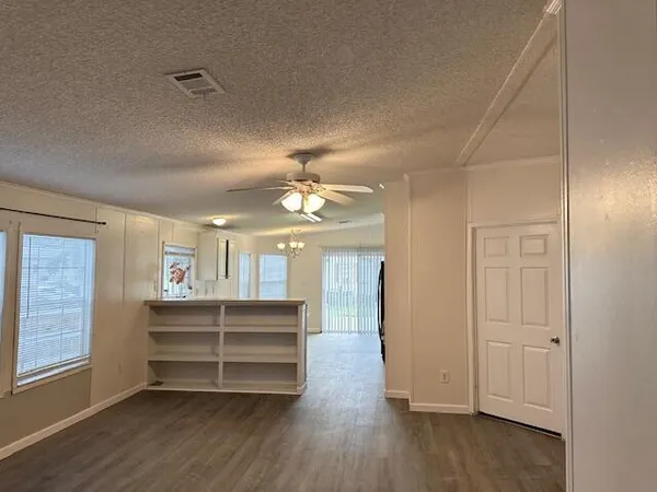 $2,900 | 11941 Watergate Circle, Boca Raton, FL 33428