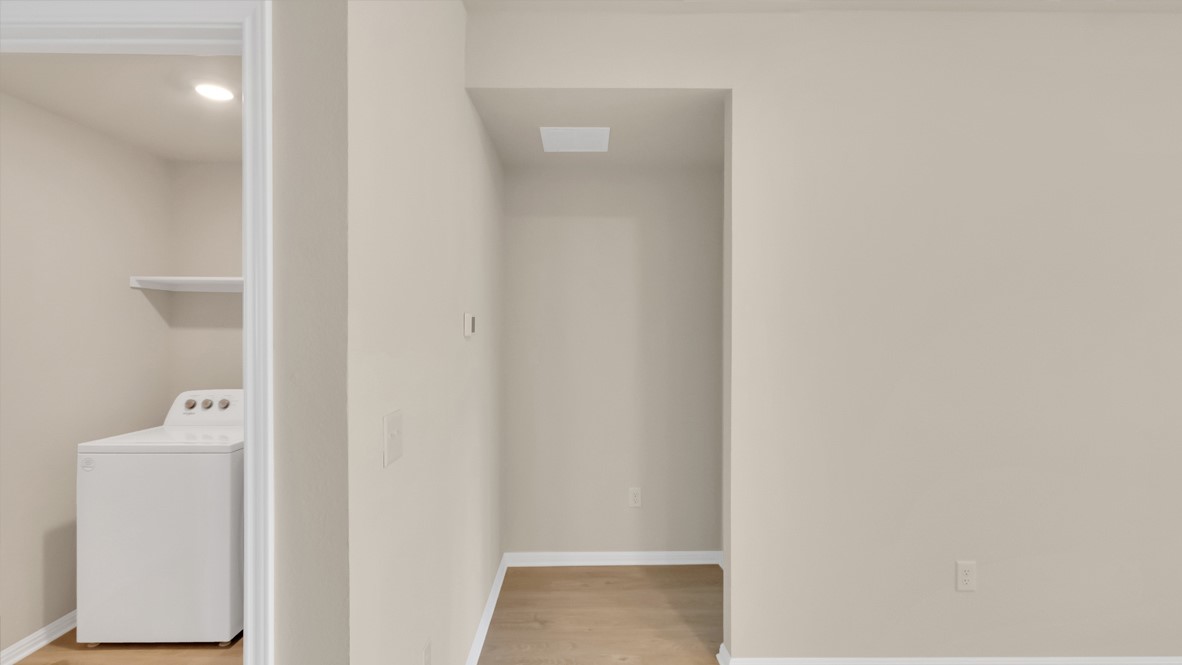 1817 Side Buster Trail Leander, TX 78641 - Photo 21 of 25 a bathroom with a shower