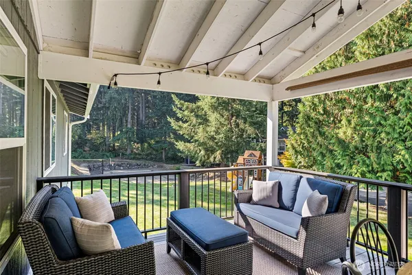 a view of a chair in the deck