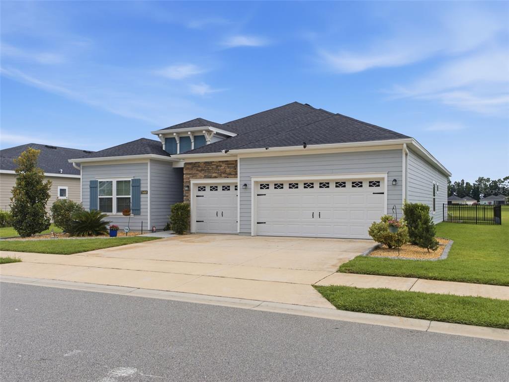 7680 Southwest 74th Loop Ocala, FL 34481 - Photo 3 of 42