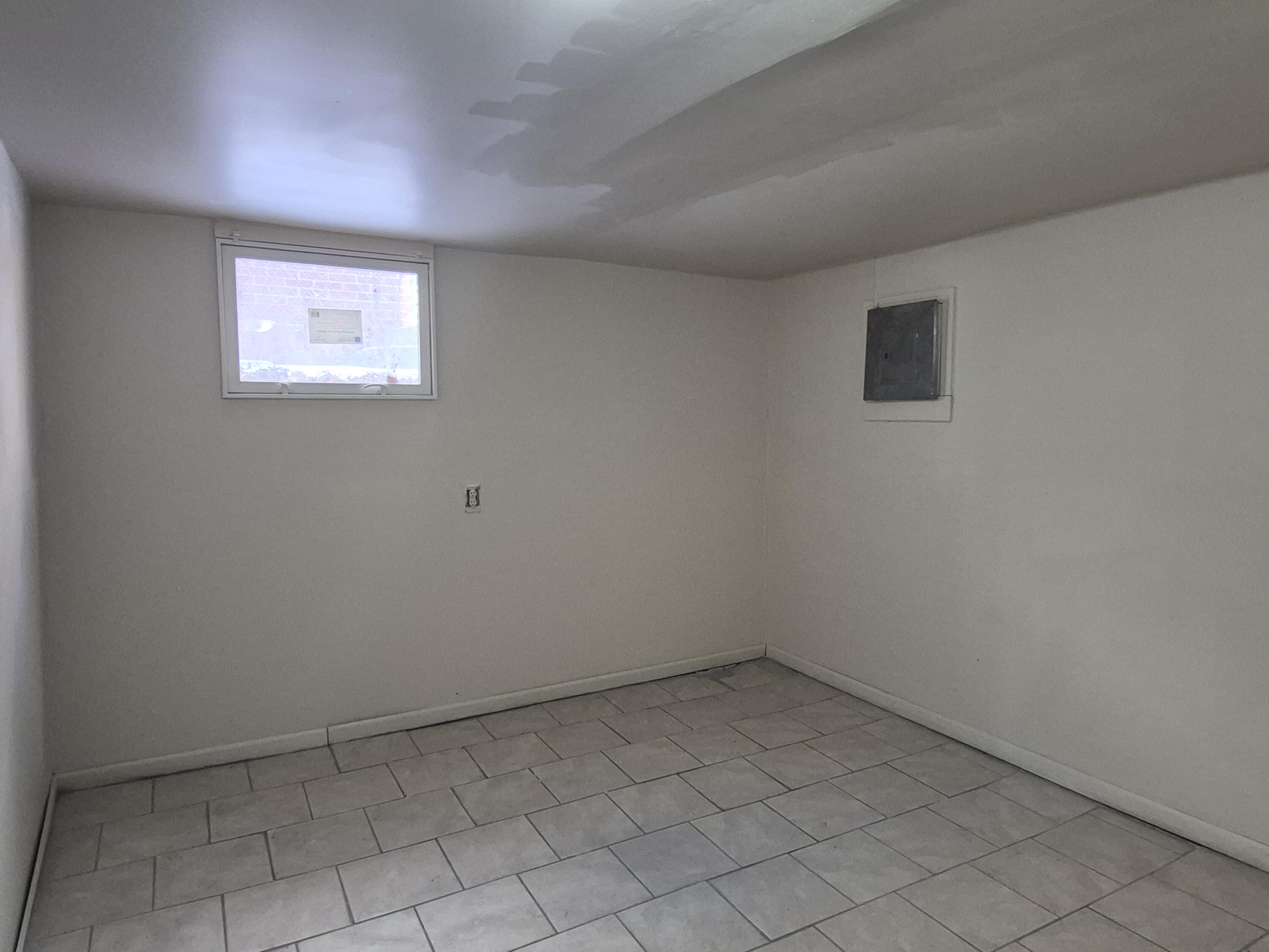 3679 Buchanan Street Gary, IN 46408 - Photo 11 of 13 3000x2250