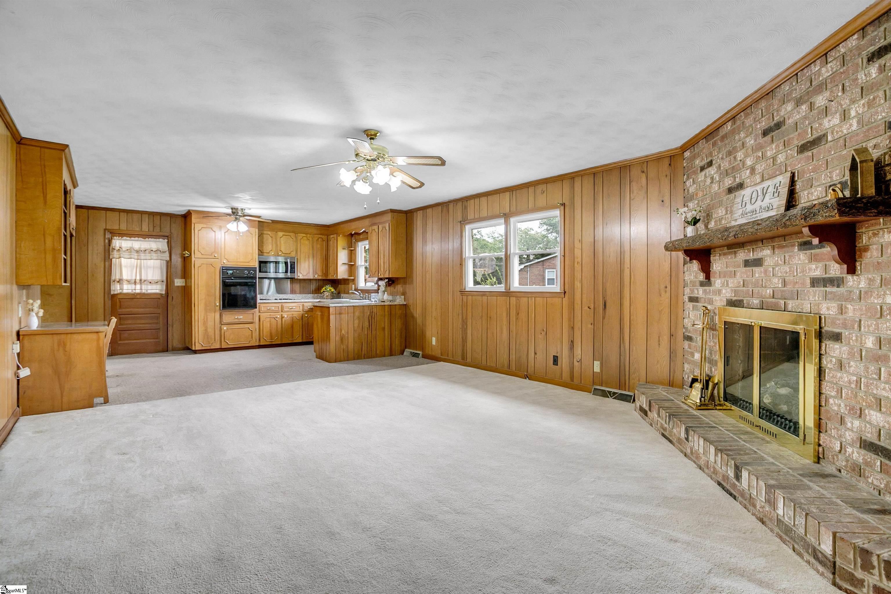 1 Vine Hill Road Greenville, SC 29607 - Photo 15 of 45 Gallery Image 15