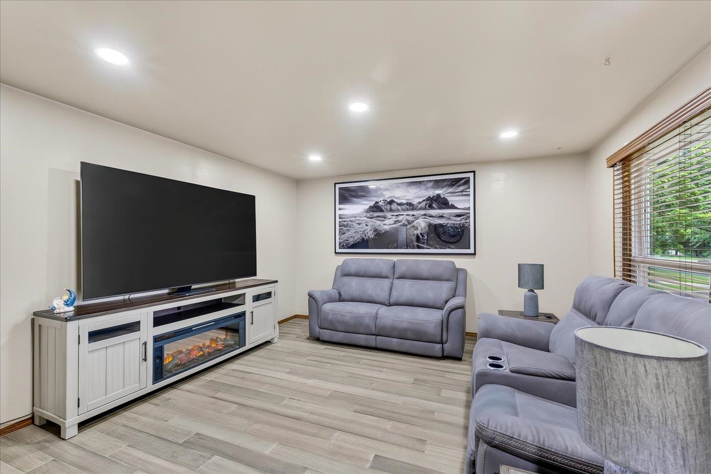 1813 Prairie Road Madison, WI 53711 - Photo 12 of 51