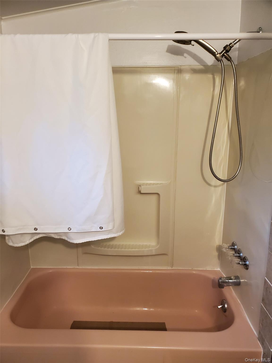 639 State Rte 55, Unit 2 Eldred, NY 12732 - Photo 6 of 11 a bathroom with a bathtub