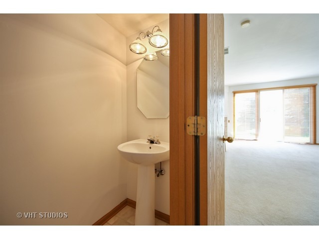 2612 Carrolwood Road Naperville, IL 60540 - Photo 7 of 10