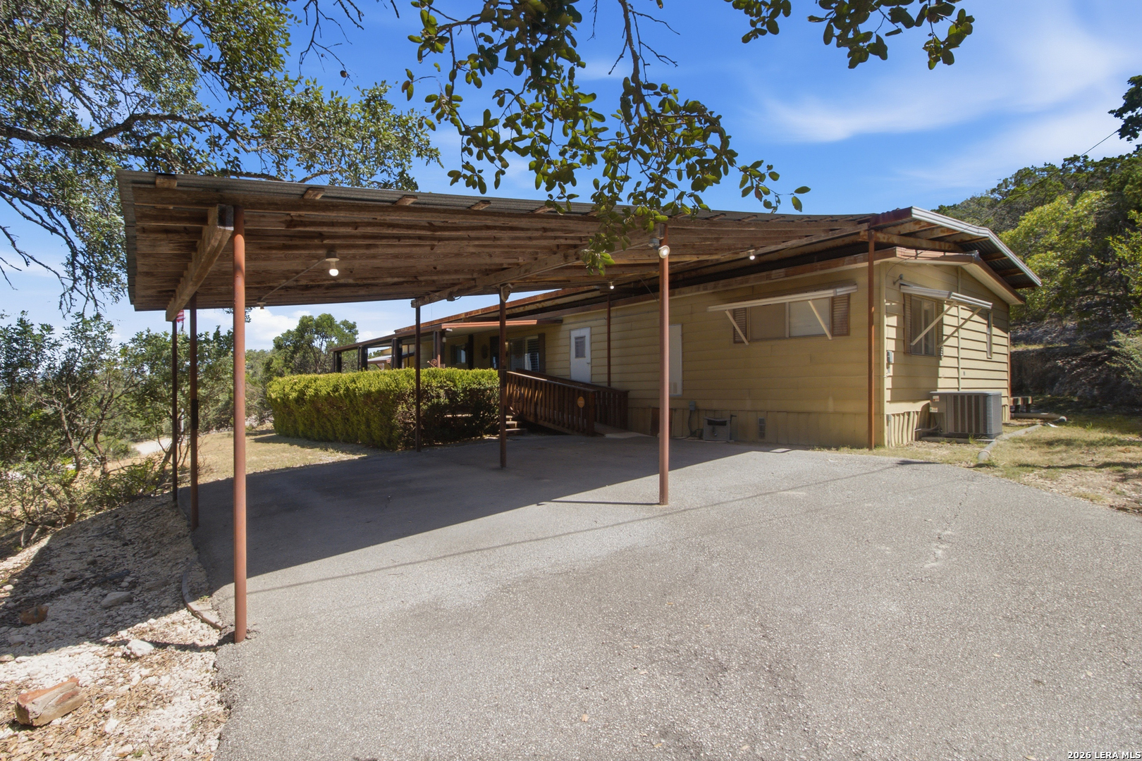 1501 Spring Road Pipe Creek, TX 78063 - Photo 5 of 68 Gallery Image 5