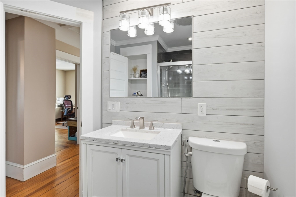 24 Billings Street Chicopee, MA 01013 - Photo 28 of 35