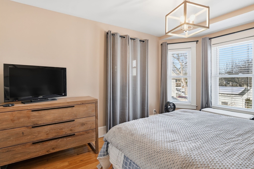 24 Billings Street Chicopee, MA 01013 - Photo 32 of 35