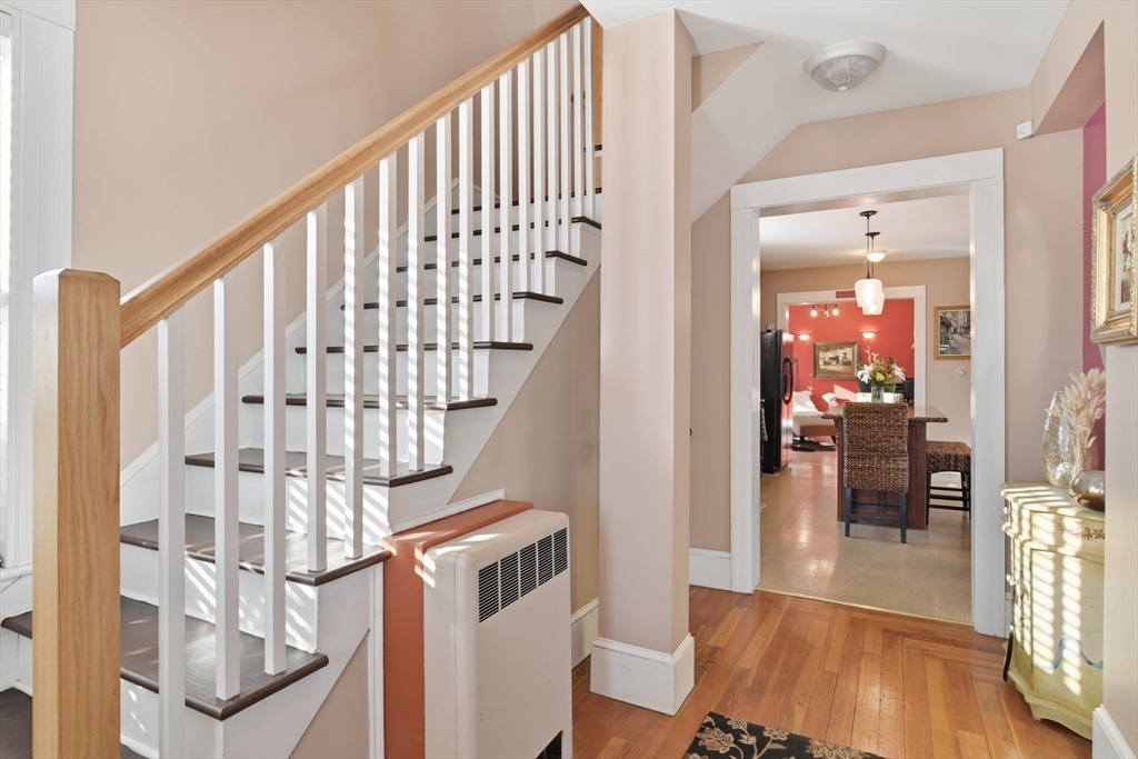 24 Billings Street Chicopee, MA 01013 - Photo 7 of 35