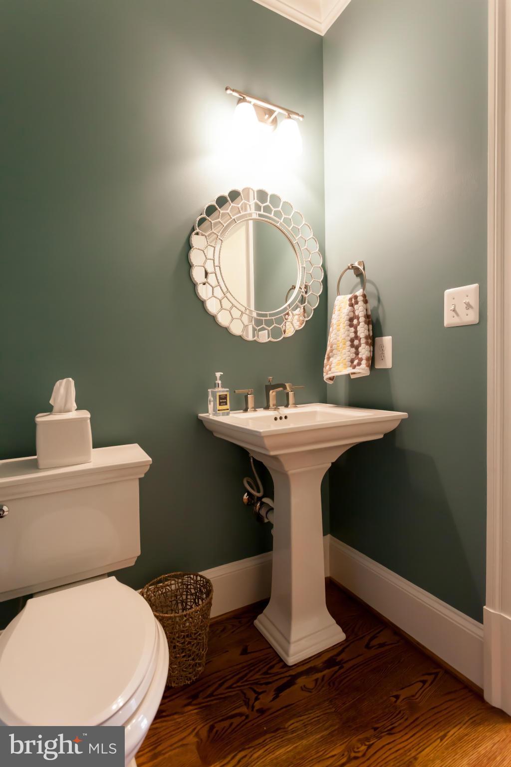 4535 25th Road North Arlington, VA 22207 - Photo 4 of 26 Powder Room