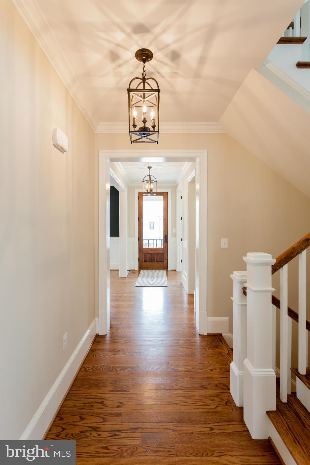 4535 25th Road North Arlington, VA 22207 - Photo 5 of 26 Foyer