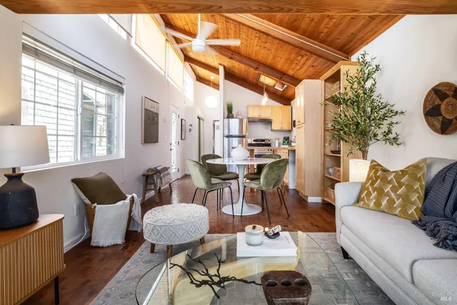 $549,000 | 2 Gate 6 1/2 Road, Sausalito, CA 94965