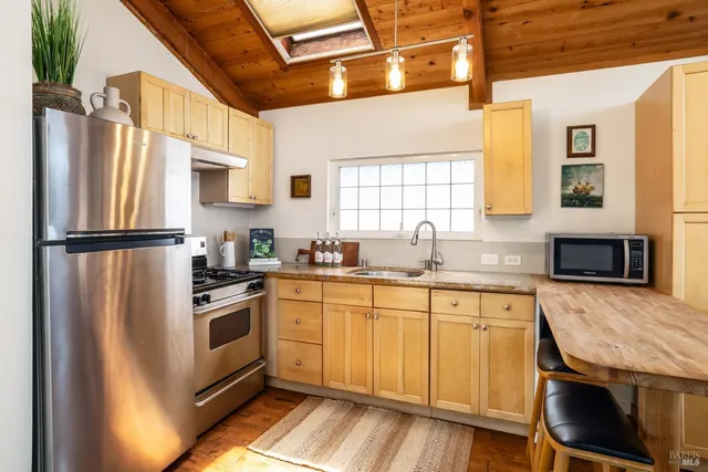 $549,000 | 2 Gate 6 1/2 Road, Sausalito, CA 94965