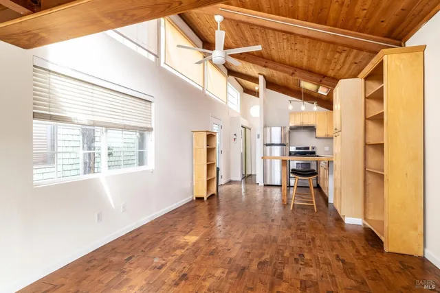 $549,000 | 2 Gate 6 1/2 Road, Sausalito, CA 94965