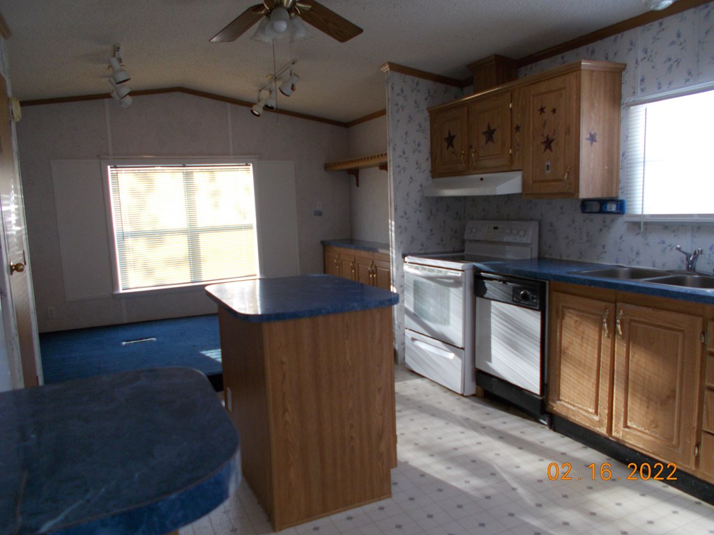 755 Pine Terrace Road Shippenville, PA 16254 - Photo 7 of 20