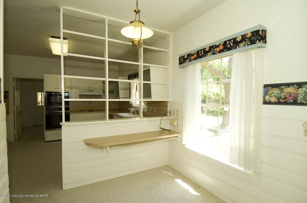 1517 South Rusk Street Amarillo, TX 79102 - Photo 13 of 30 breakfast nook