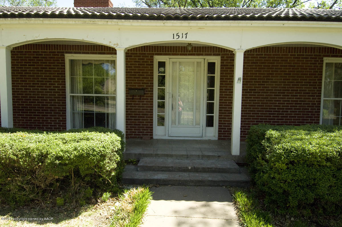 1517 South Rusk Street Amarillo, TX 79102 - Photo 3 of 30 front entry