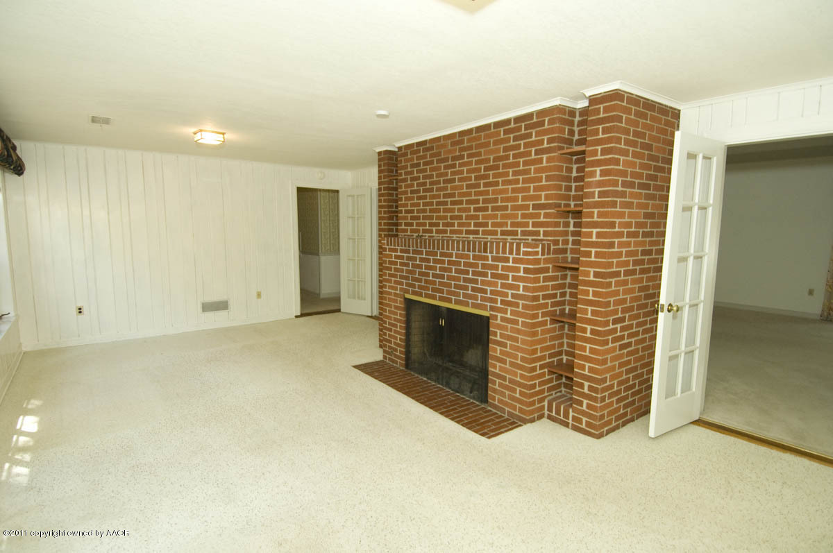 1517 South Rusk Street Amarillo, TX 79102 - Photo 7 of 30 2nd living are