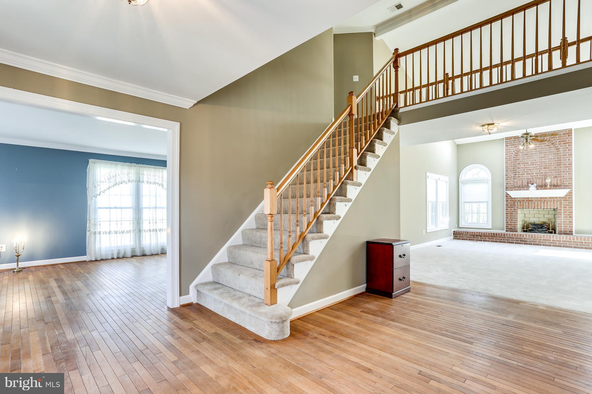 8441 Roberts Road Ellicott City, MD 21043 - Photo 14 of 30 Main Level Entrance
