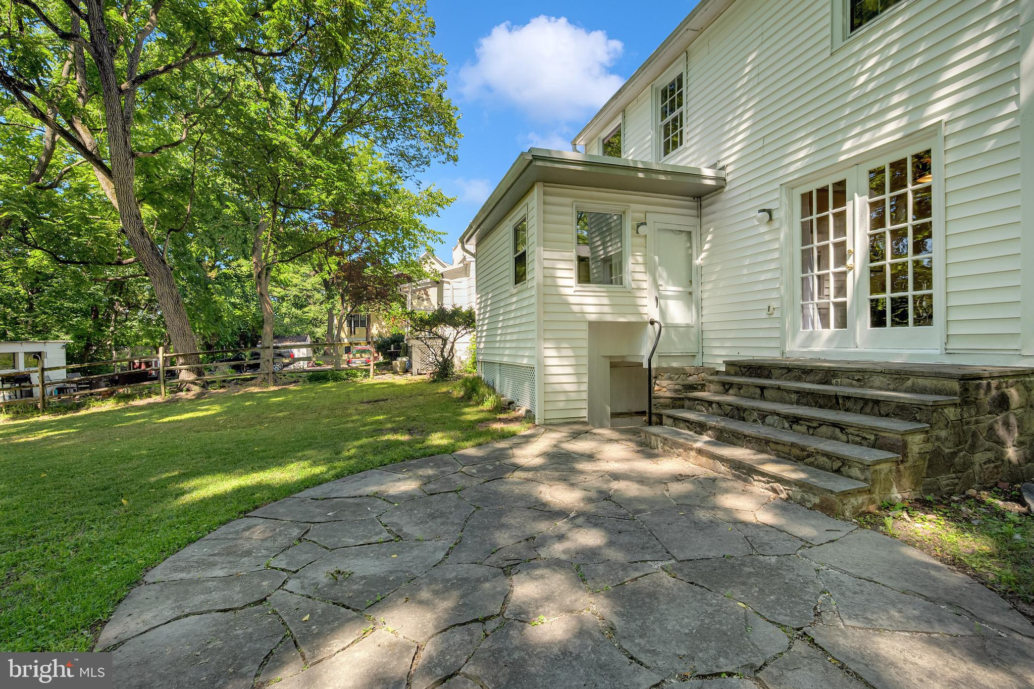 2418 Forest Glen Road Silver Spring, MD 20910 - Photo 21 of 23
