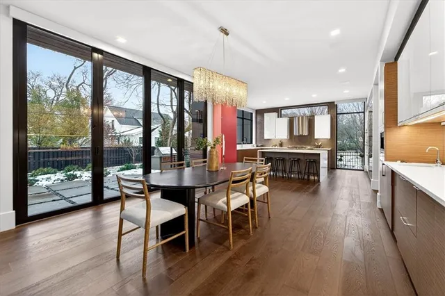 $1,970,000 | 3906 West 69th Street, Prairie Village, KS 66208