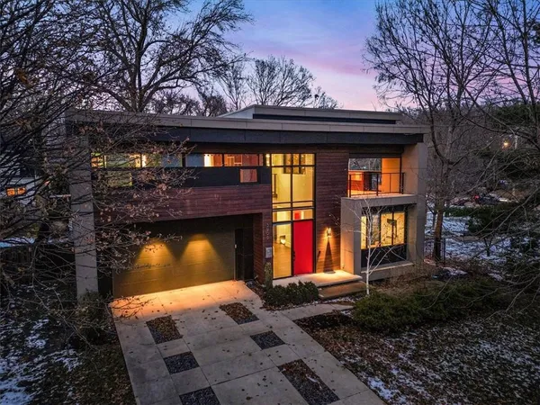 $1,790,000 | 3906 West 69th Street, Prairie Village, KS 66208
