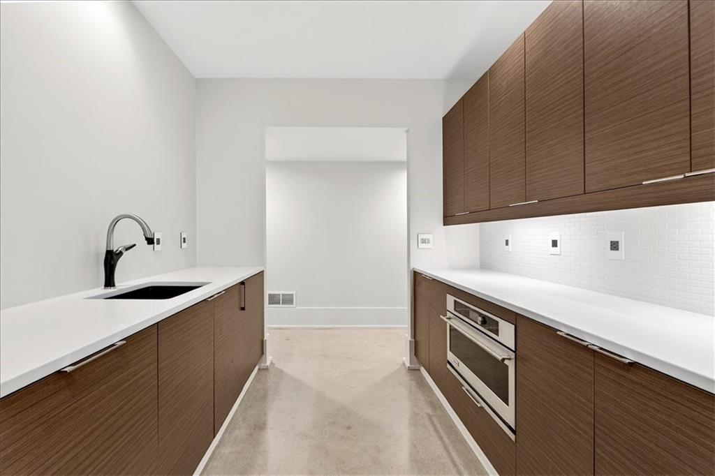 3906 West 69th Street Prairie Village, KS 66208 - Photo 33 of 44