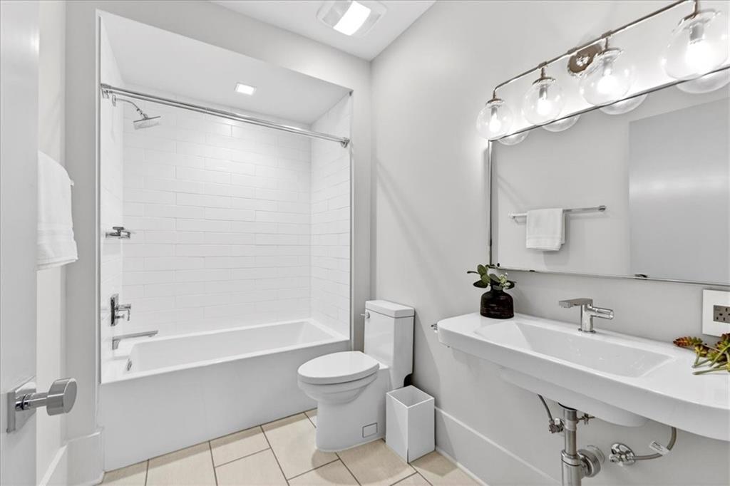 3906 West 69th Street Prairie Village, KS 66208 - Photo 34 of 44