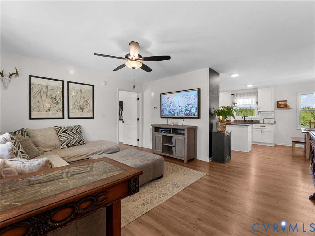 3630 Trent Hatchery Road Appomattox, VA 24522 - Photo 4 of 56