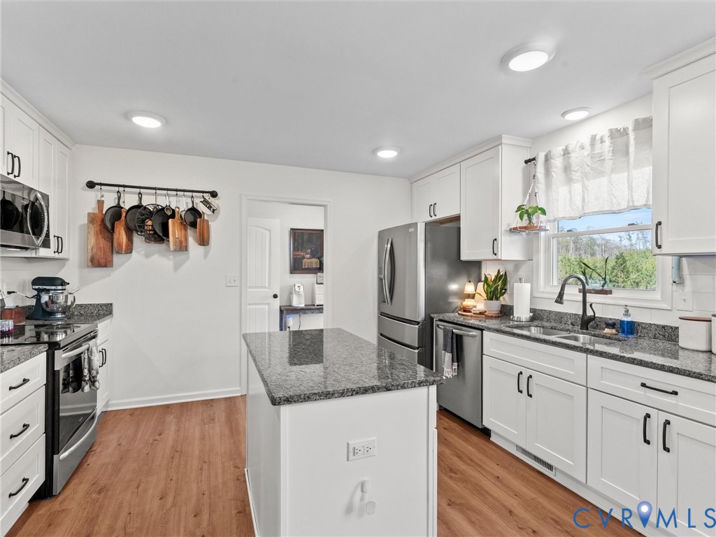 3630 Trent Hatchery Road Appomattox, VA 24522 - Photo 9 of 56