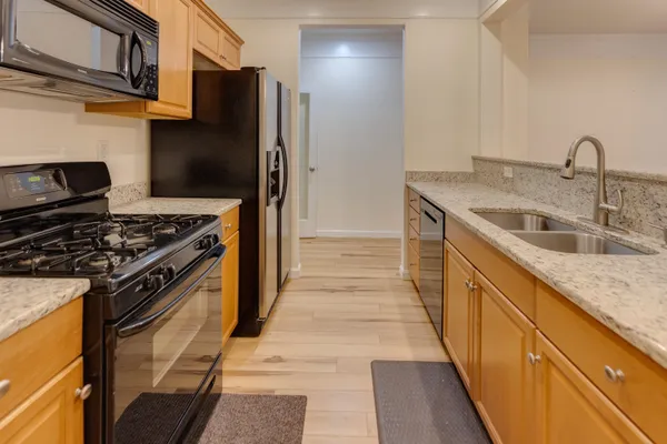$529,000 | 4 Twin Tip Terrace, Unit 4, Lincoln, NH 03251