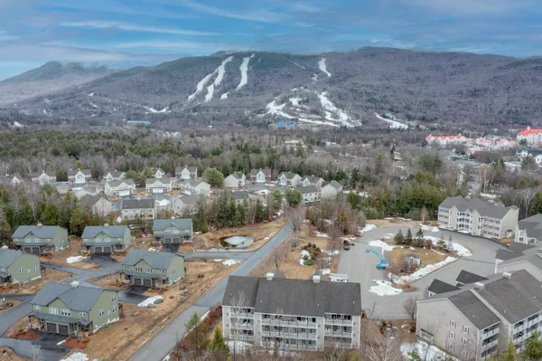 $529,000 | 4 Twin Tip Terrace, Unit 4, Lincoln, NH 03251