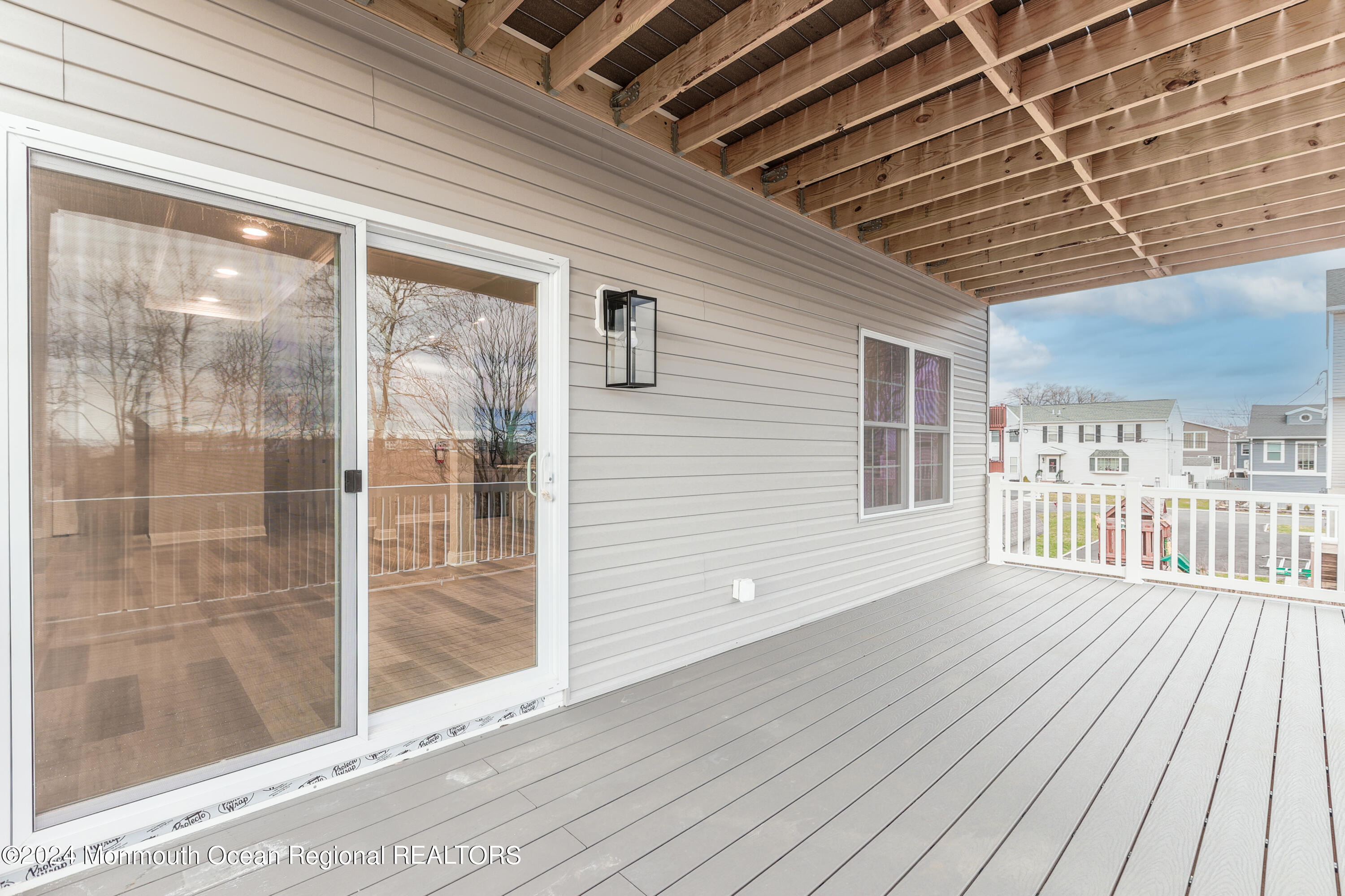907 Center Street Union Beach, NJ 07735 - Photo 11 of 31 Main Level Deck