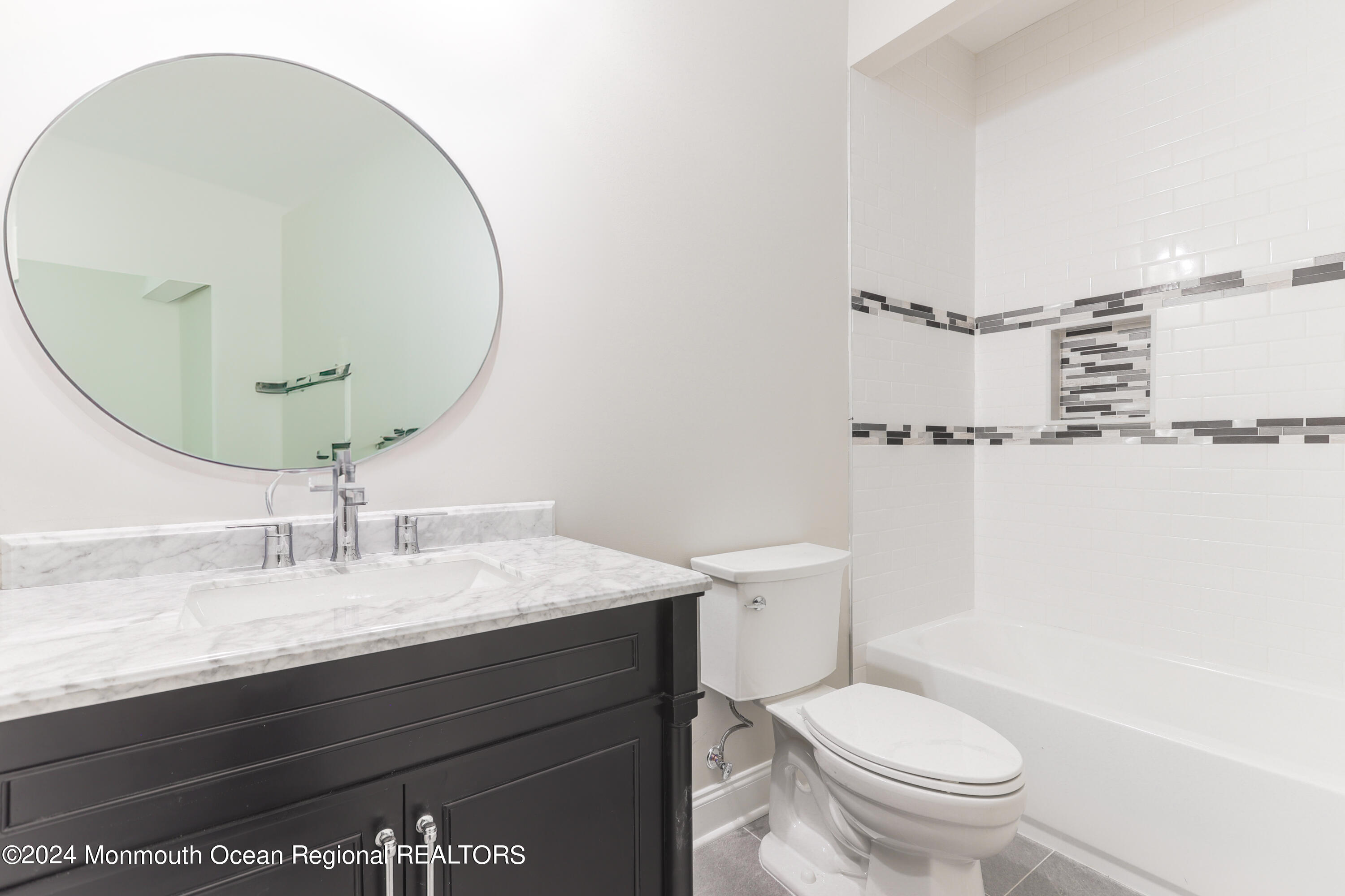 907 Center Street Union Beach, NJ 07735 - Photo 18 of 31 Full Bath 2