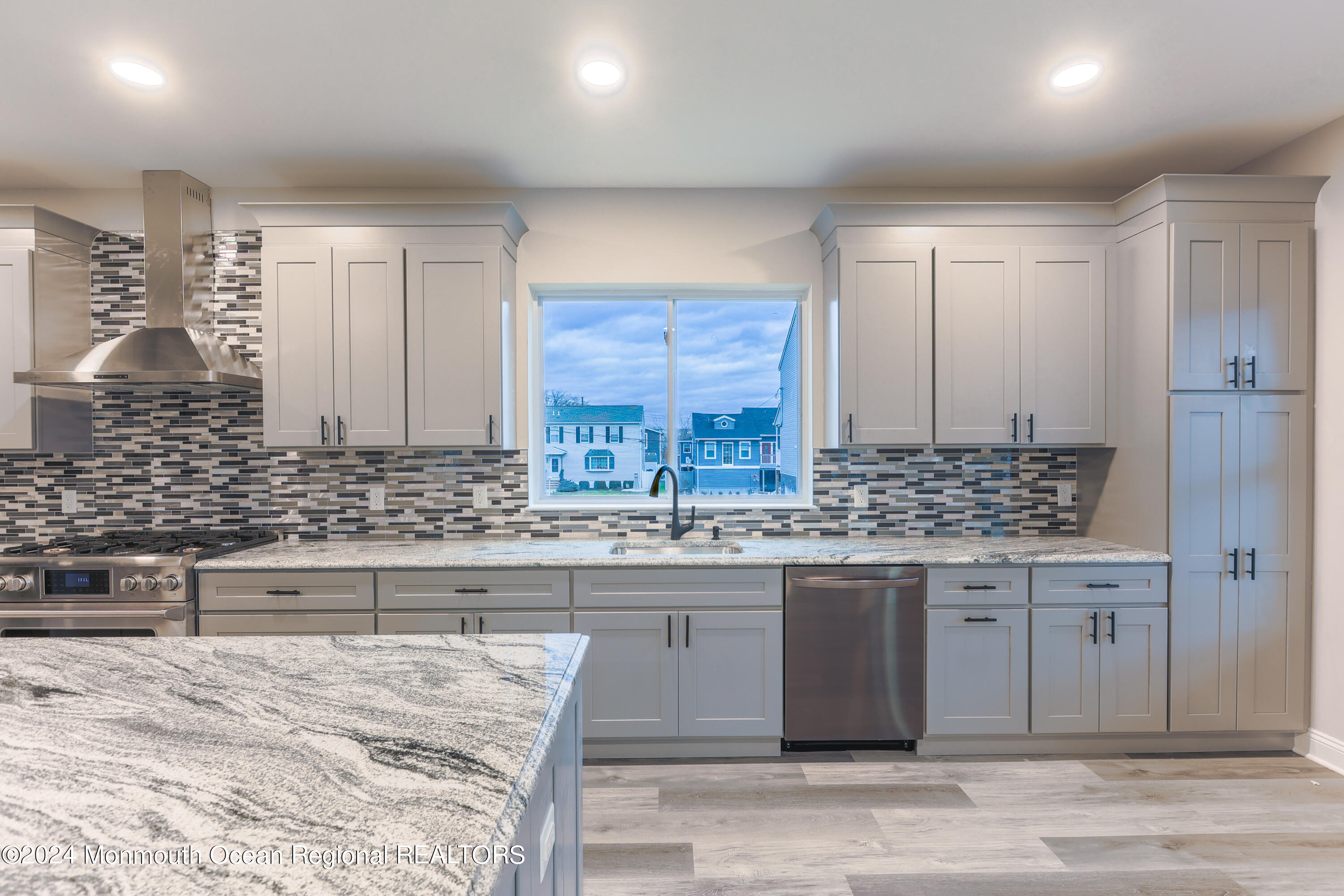 907 Center Street Union Beach, NJ 07735 - Photo 3 of 31 Kitchen