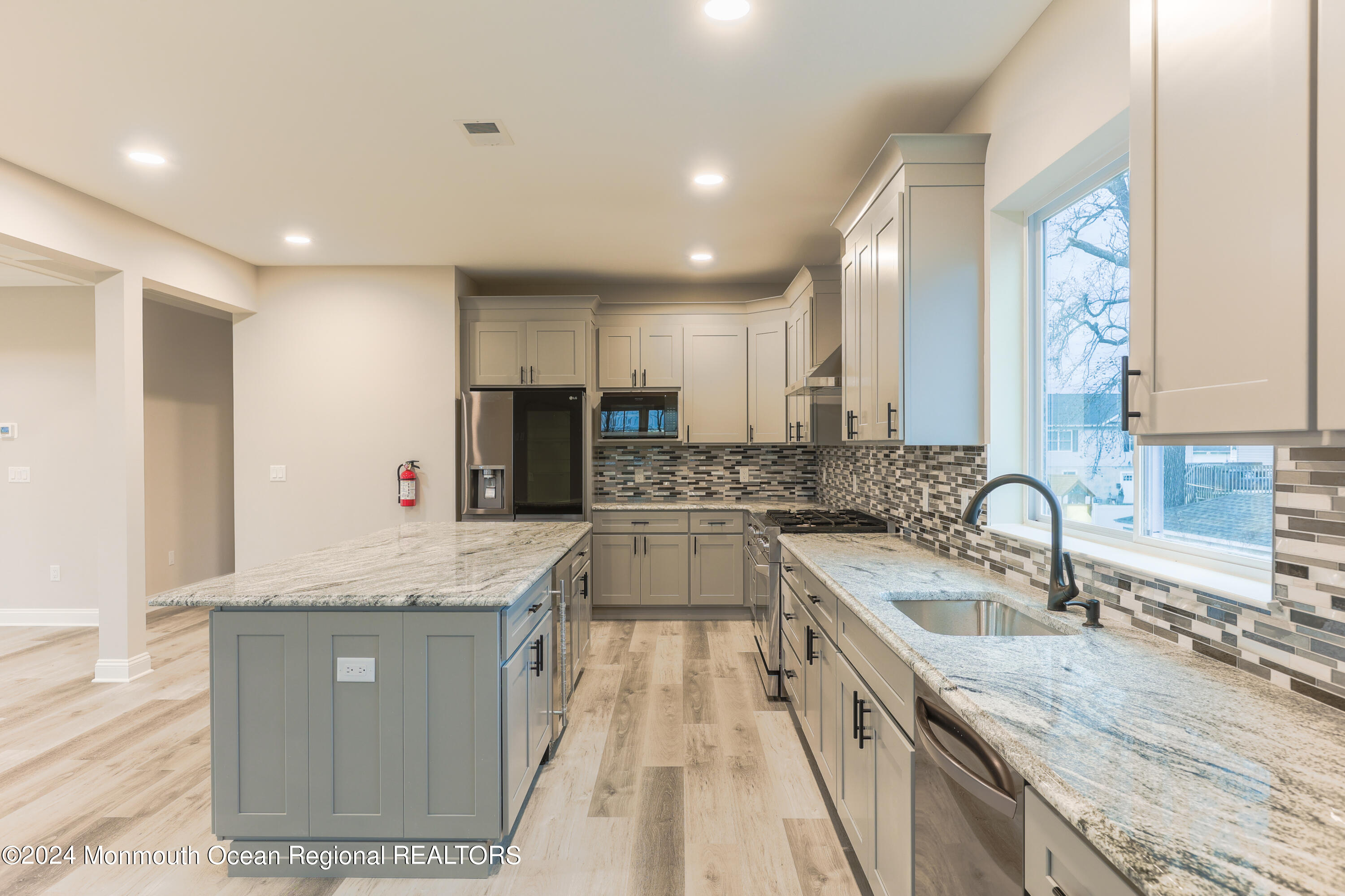 907 Center Street Union Beach, NJ 07735 - Photo 4 of 31 Kitchen