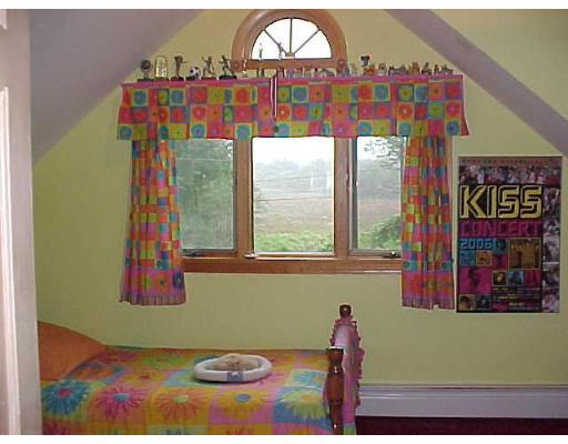 70 Longmeadow Road Tewksbury, MA 01876 - Photo 24 of 26 Gallery Image 24