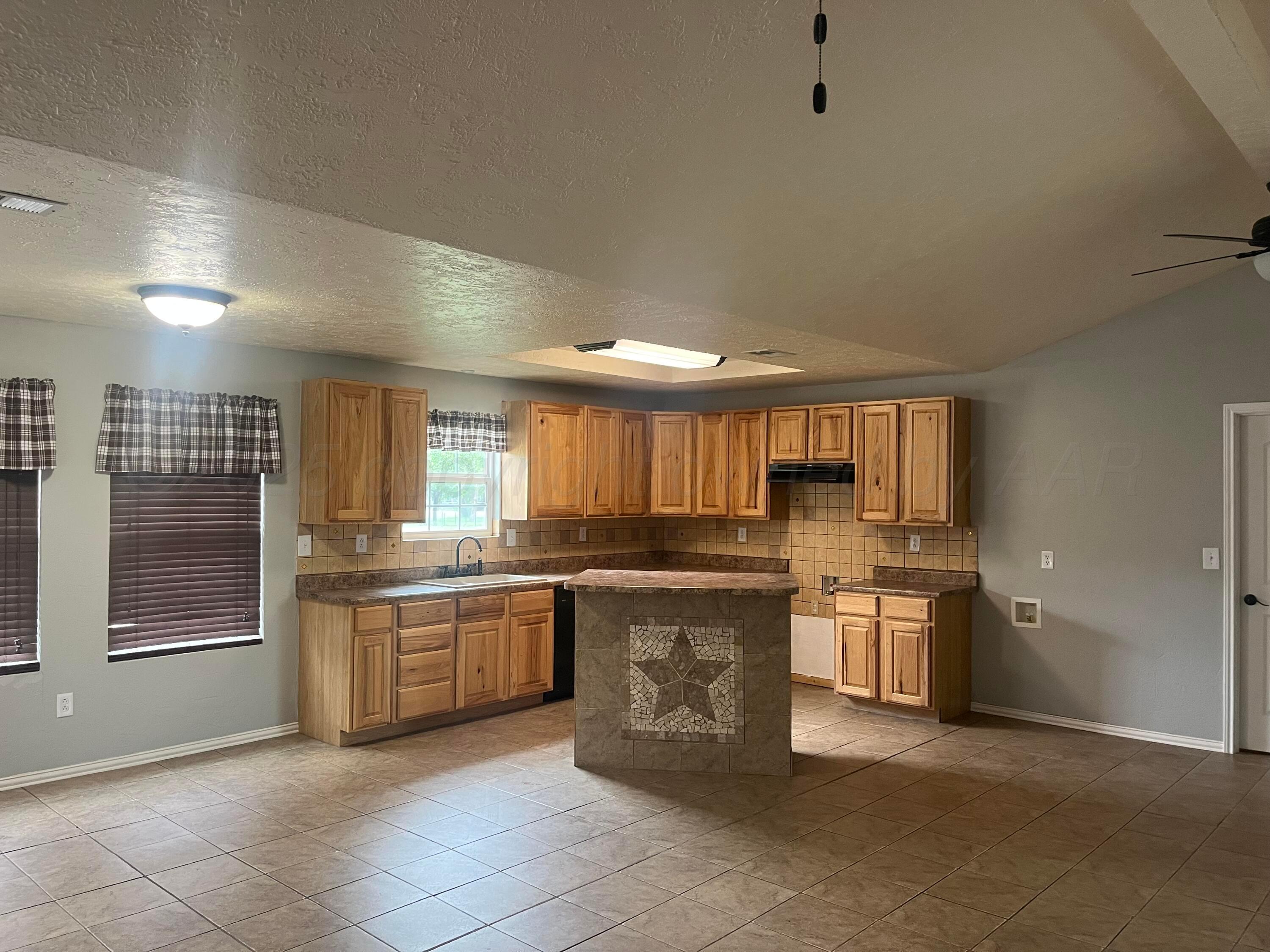 4515 Hines Road Amarillo, TX 79108 - Photo 5 of 26 Kitchen / Dinning Rm
