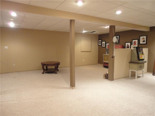 10952 Fall Creek Road Fishers, IN 46256 - Photo 17 of 23 Gallery Image 17
