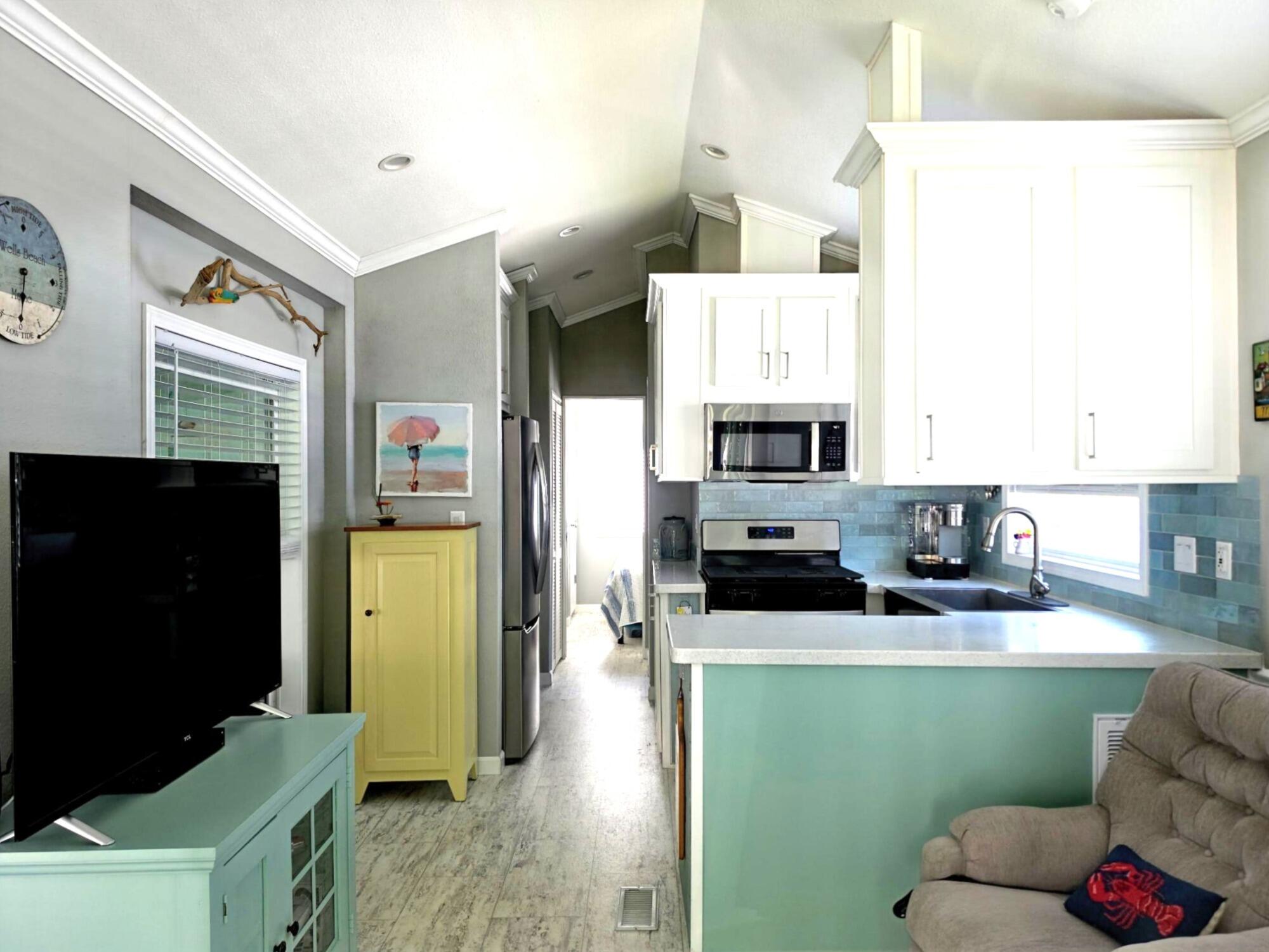 430 Post Road, Unit 328 Wells, ME 04090 - Photo 7 of 41 693b0d55-78cd-4bb5-832b-e2cc3384a337