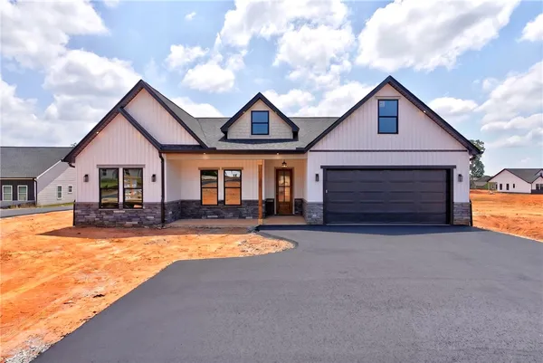$449,000 | 424 Blume Road, Anderson, SC 29625