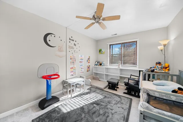 $320,000 | 8094 Garfield Avenue, Unit 43, Burr Ridge, IL 60527