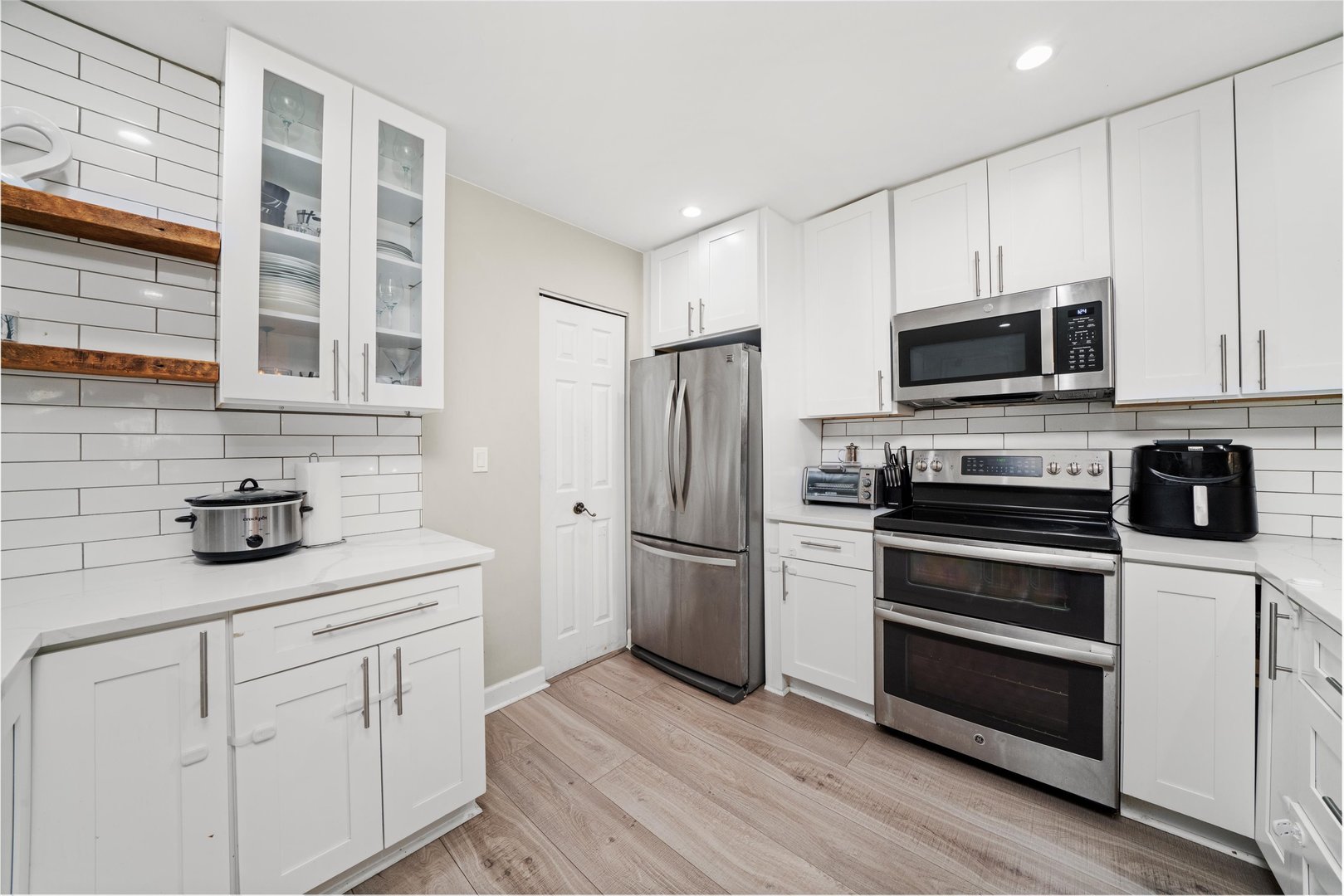 8094 Garfield Avenue, Unit 43 Burr Ridge, IL 60527 - Photo 5 of 23