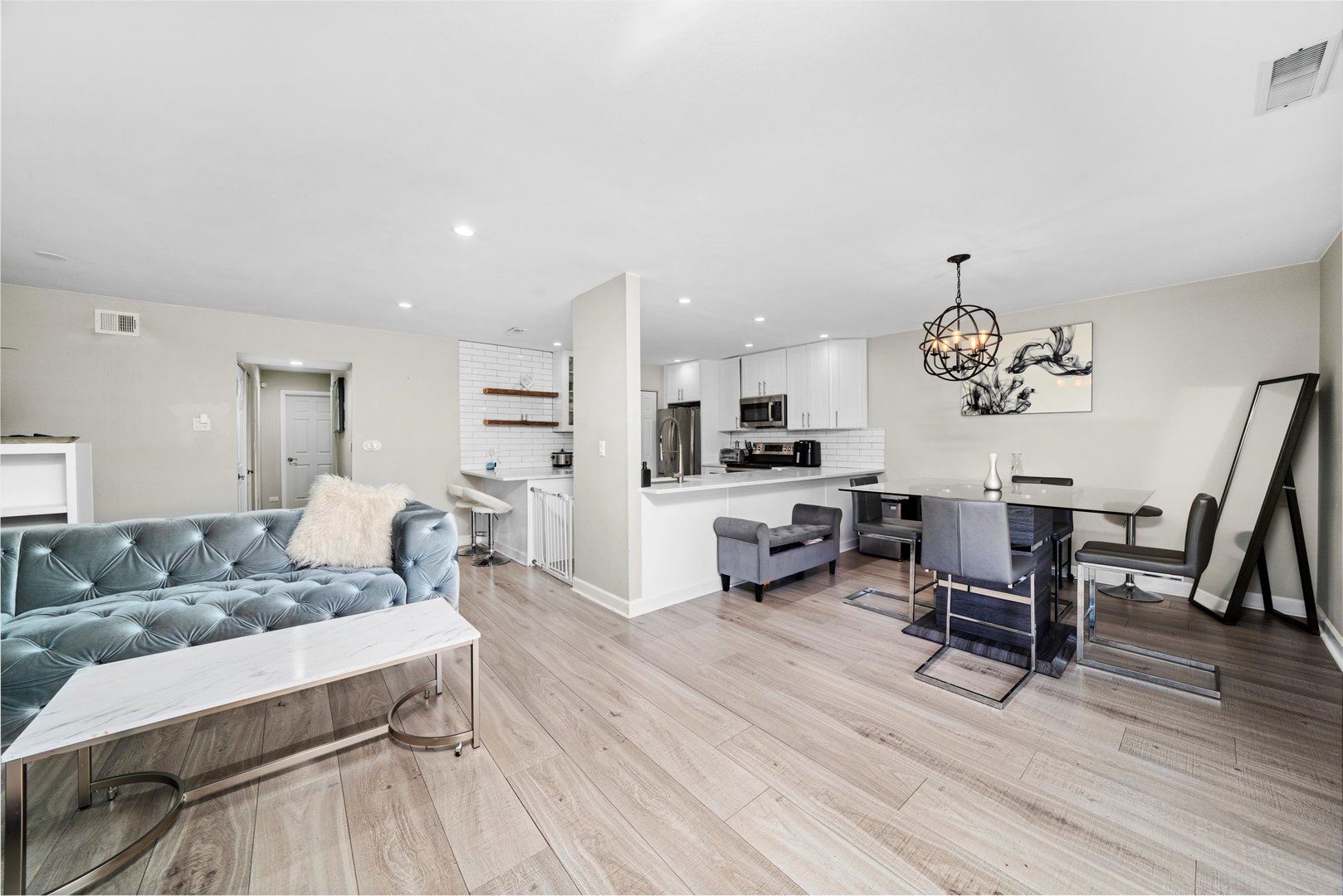 8094 Garfield Avenue, Unit 43 Burr Ridge, IL 60527 - Photo 7 of 23