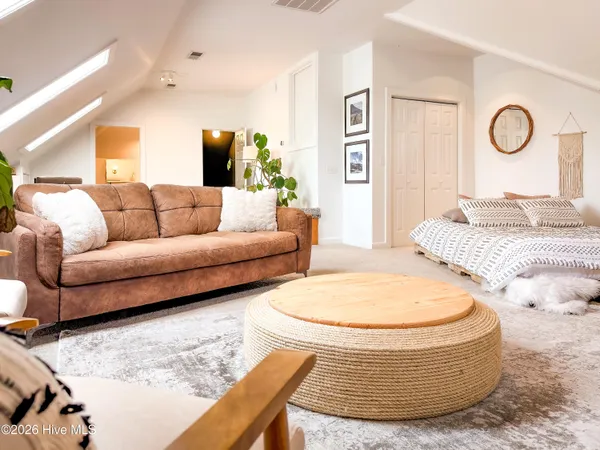 $3,100 | 3401 Red Berry Drive, Wilmington, NC 28409