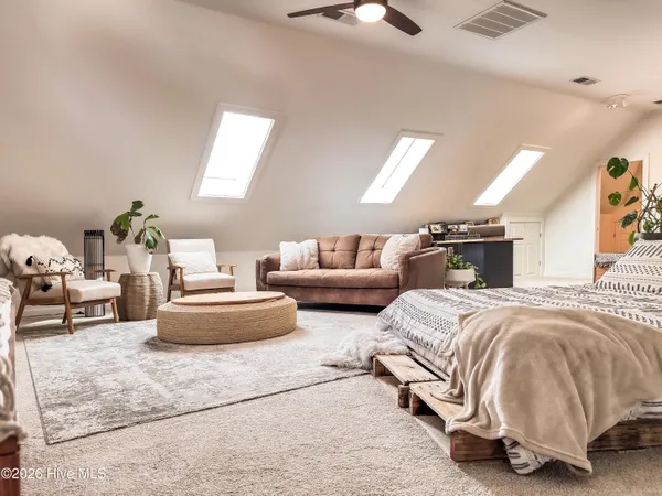 $3,100 | 3401 Red Berry Drive, Wilmington, NC 28409