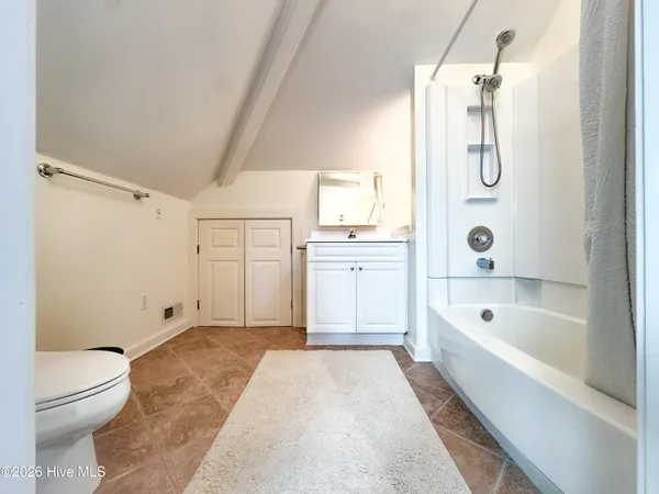 $3,100 | 3401 Red Berry Drive, Wilmington, NC 28409
