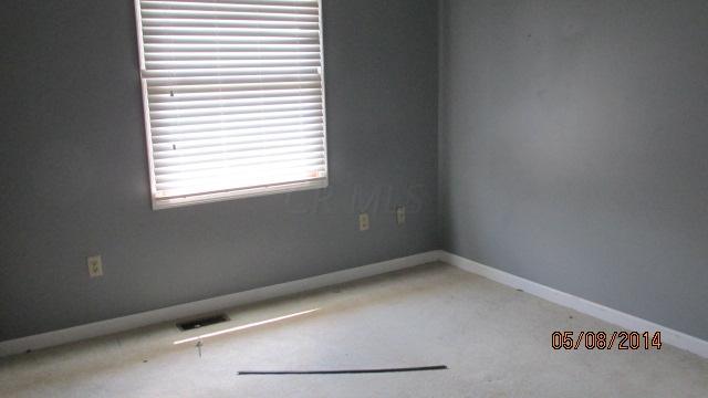 1001 Rockhaven Road Southeast Newark, OH 43055 - Photo 7 of 10